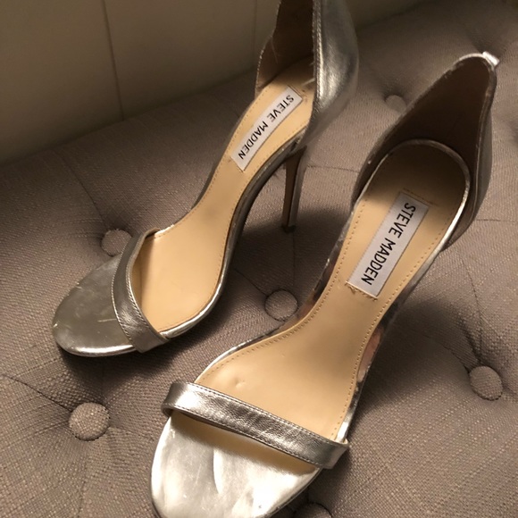 Silver Steve Madden heels - Picture 2 of 3